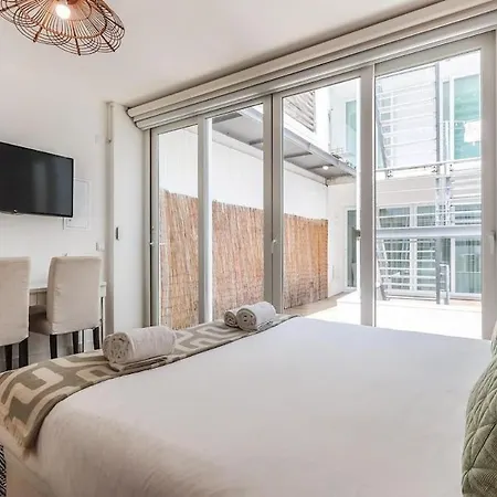 Principe Real Cozy Bright With Ac Appartamento Lisbona
