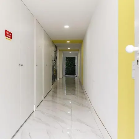 Principe Real Cozy Bright With Ac Апартаменти *